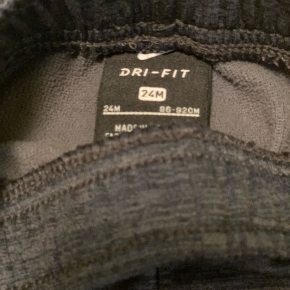 Nike Two-Piece Set - Picture 8 of 9